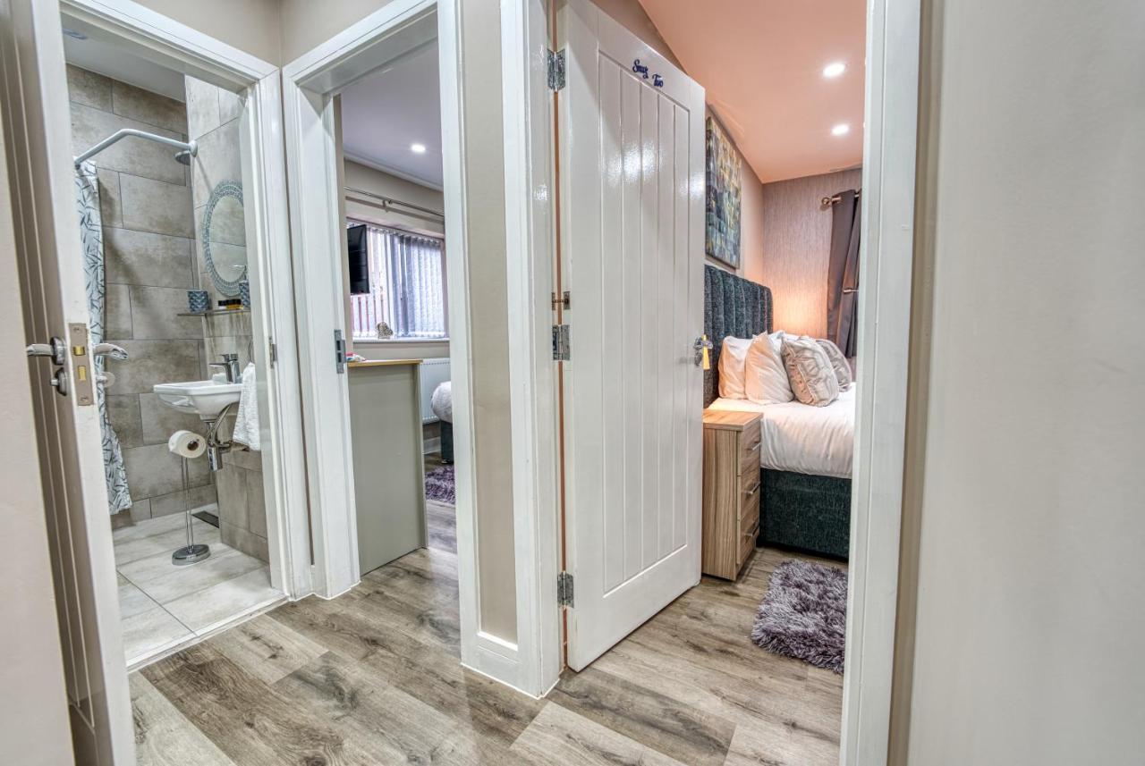 Stylish House - B'Ham Airport And Nec, Jlr Solihull, Business & Leisure Stays - Aspen House Eksteriør bilde
